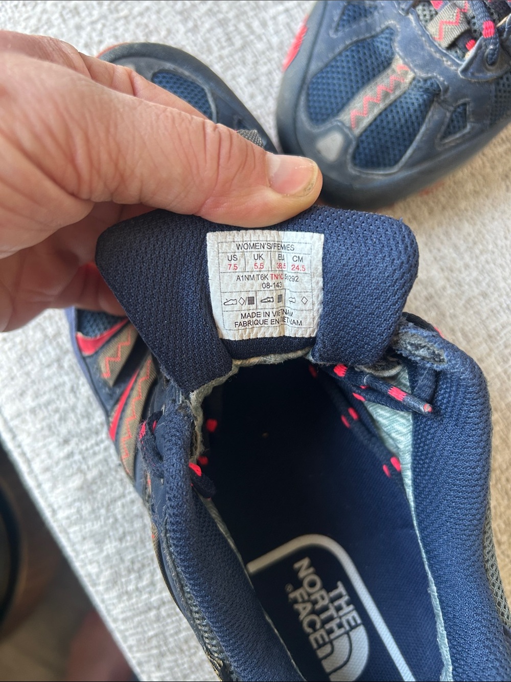 The North Face Goretex Navy & Red Hiking Shoes - Picture 7 of 9